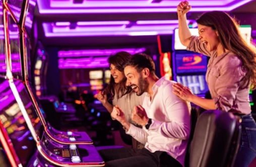 Dashboard permainan nexwin77 dengan pilihan sepak bola dan slot